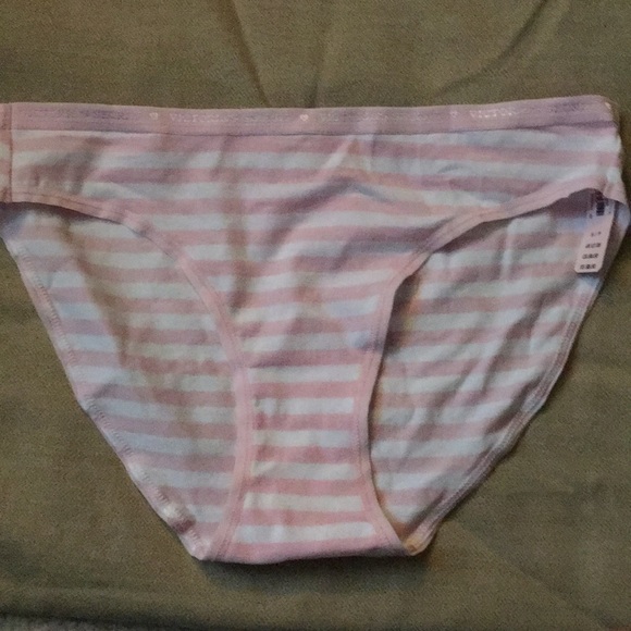 Victoria's Secret Other - ✌🏾 SOLD!!! VS bikini 📦 panties (Small)